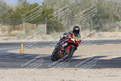 media/Jan-15-2026-Racers Edge (Thu) [[dfebeb70ab]]/2-A Group/Session 5 Turn 2/